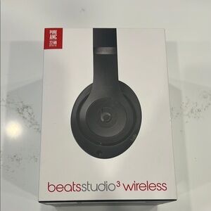 NEW AND IN BOX: Beats Studio3 Wireless Headphones - Black